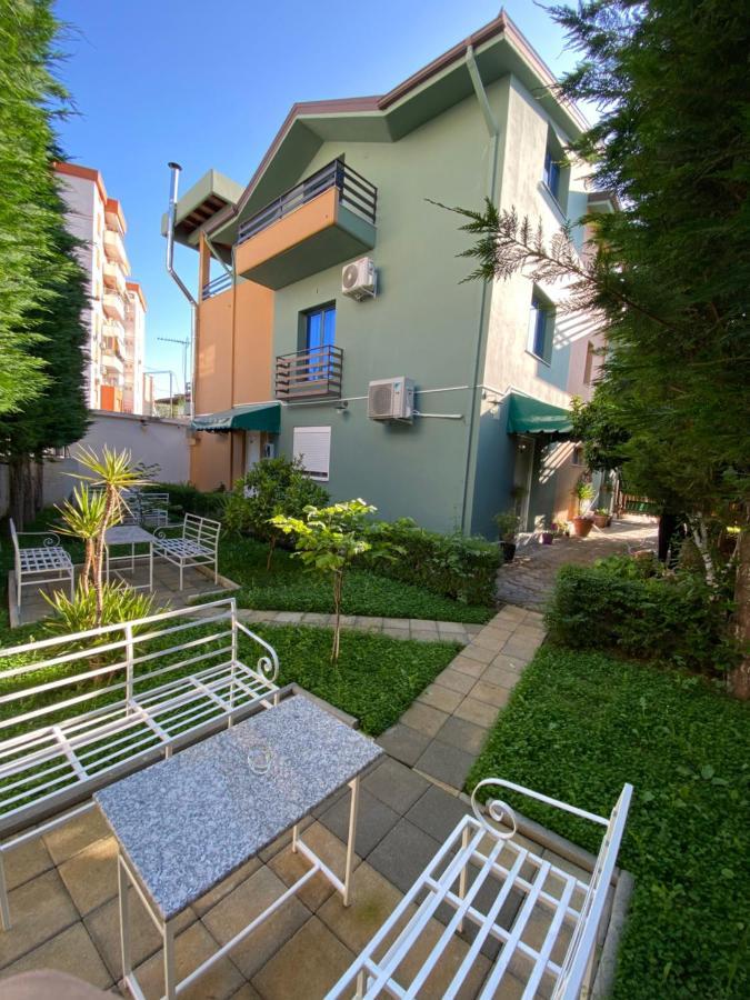Vila Ajdinaj Berat Exterior photo