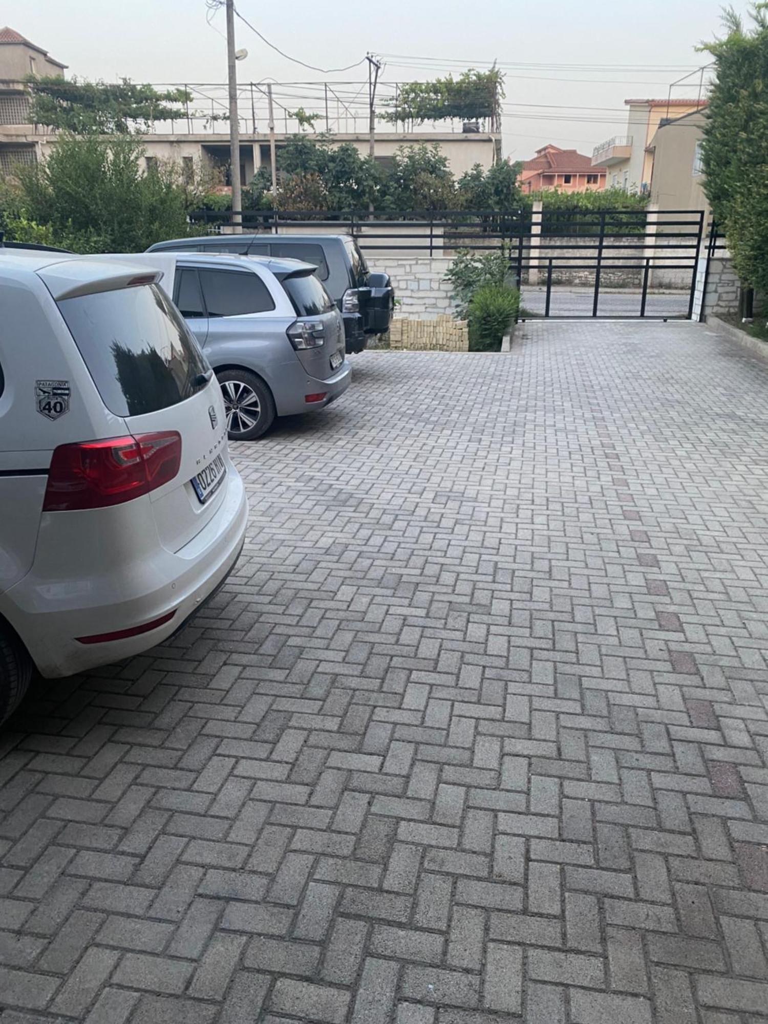 Vila Ajdinaj Berat Exterior photo
