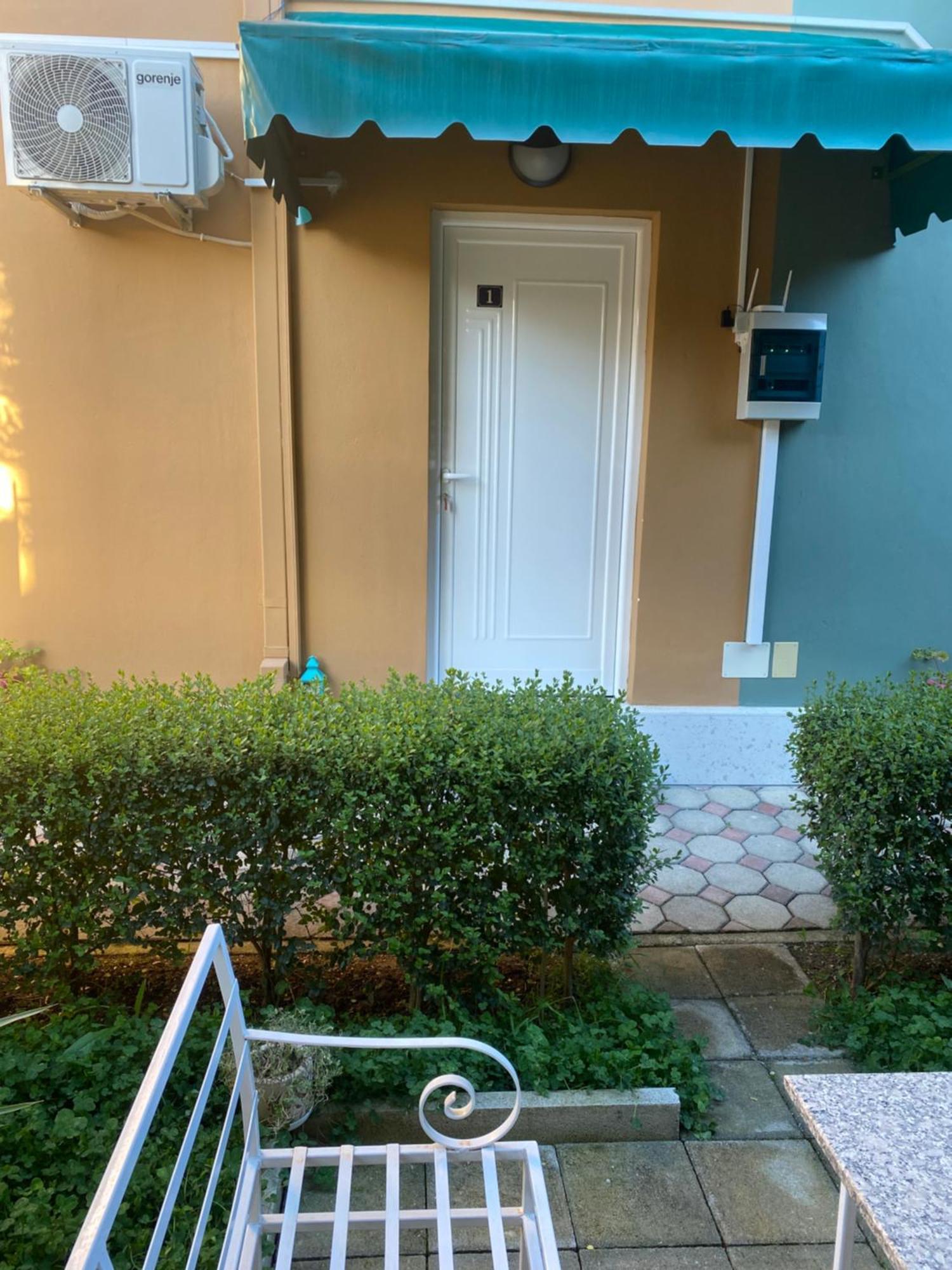 Vila Ajdinaj Berat Exterior photo